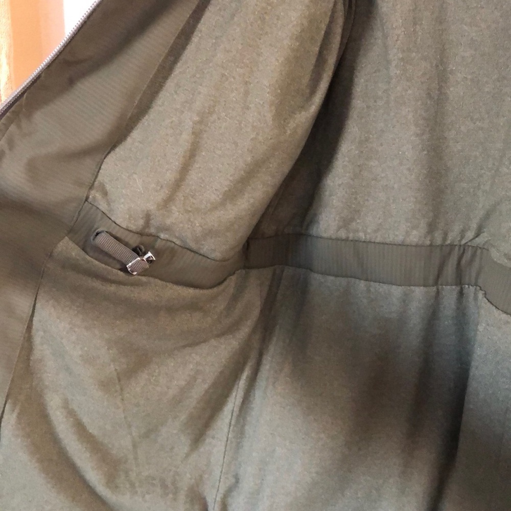 Lululemon jacket - Picture 4 of 6